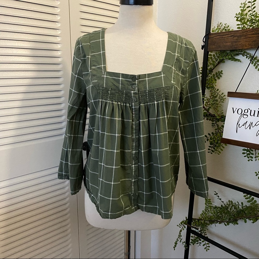 Roebuck & Co|M|Thyme Green White Lined Flared Sleeves Blouse